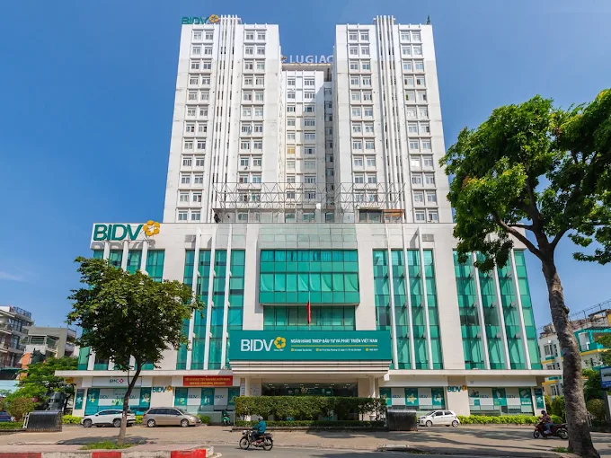 lu-gia-plaza-1